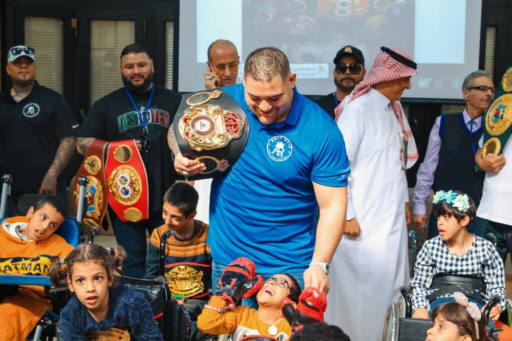 Andy Ruiz Jr. visiting the disabled and orphan children in Riyadh. 