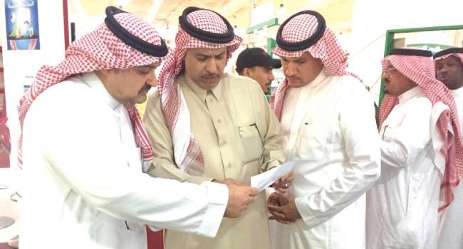 Jeddah Governor Prince Mishaal Bin Majed tours the exhibition area to check the latest preparations for the Jeddah Book Fairstarting Wednesday. — Courtesy photo