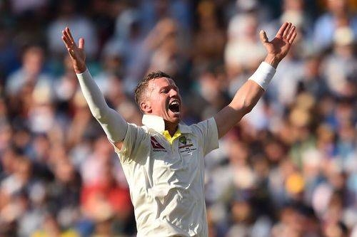 Veteran Australian bowler Peter Siddle announced his international retirement Sunday after a 67-Test career in Melbourne.