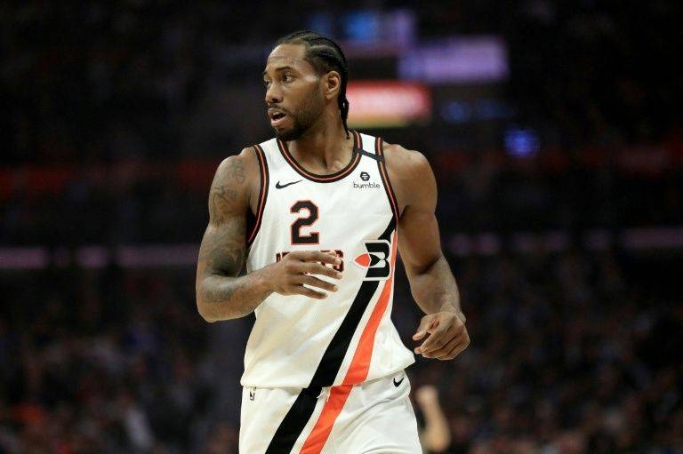 Kawhi Leonard won his duel with Luka Doncic as the Los Angeles Clippers downed the Dallas Mavericks 110-107 on the road in their Western Conference clash on Tuesday.