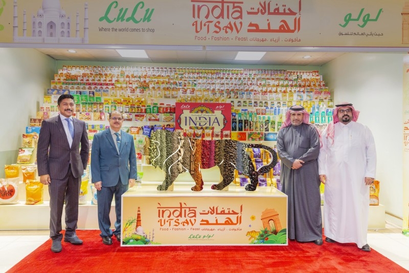 Dr. Ausuf Sayeed, Indian Ambassador to the KSA, inaugurates the week-long event at LuLu Hypermarket Riyadh Avenue Mall, Riyadh in the presence of Shehim Mohammed, Director, LuLu Saudi Hypermarkets, and other top officials 