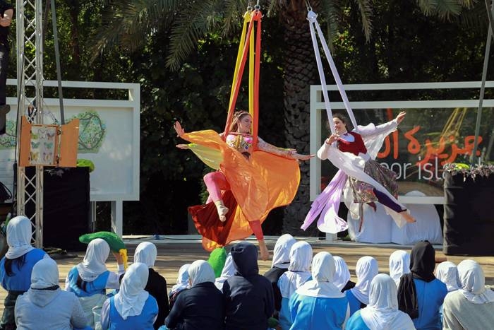 Audiences interact and enjoy various ‘Sharjah Fringe’ festival shows.