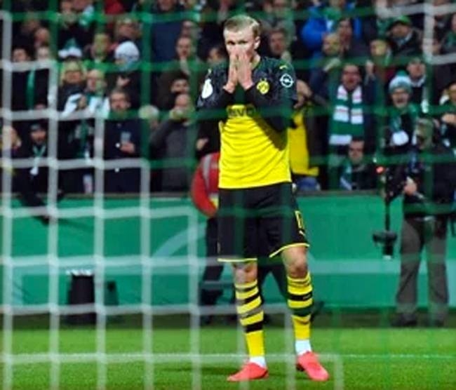  Erling Braut Haaland couldn't help Borussia Dortmund into the German Cup quarterfinals after they were knocked out 3-2 at Werder Bremen on Tuesday. — AFP