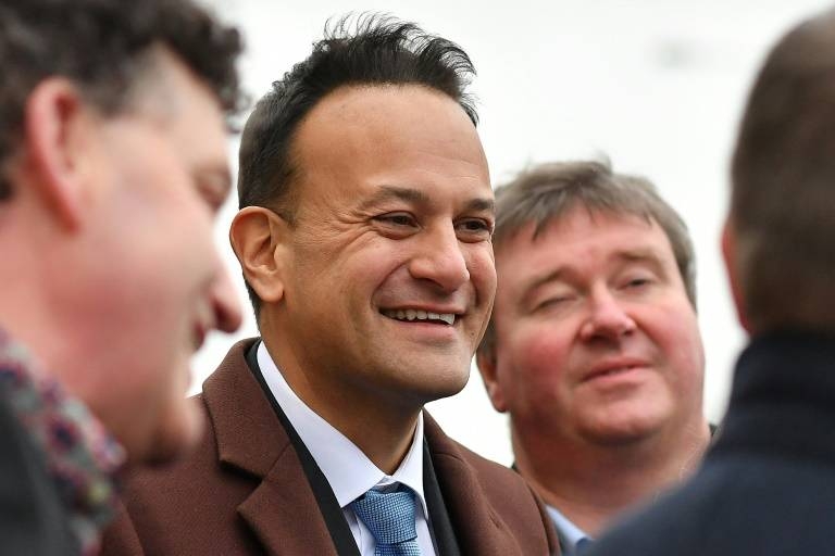 Prime Minister and leader of the Fine Gael party Leo Varadkar, center, says the election is wide open with polls giving Sinn Fein — the former political wing of the IRA paramilitary group — a slight lead over center-right Fianna Fail. — AFP