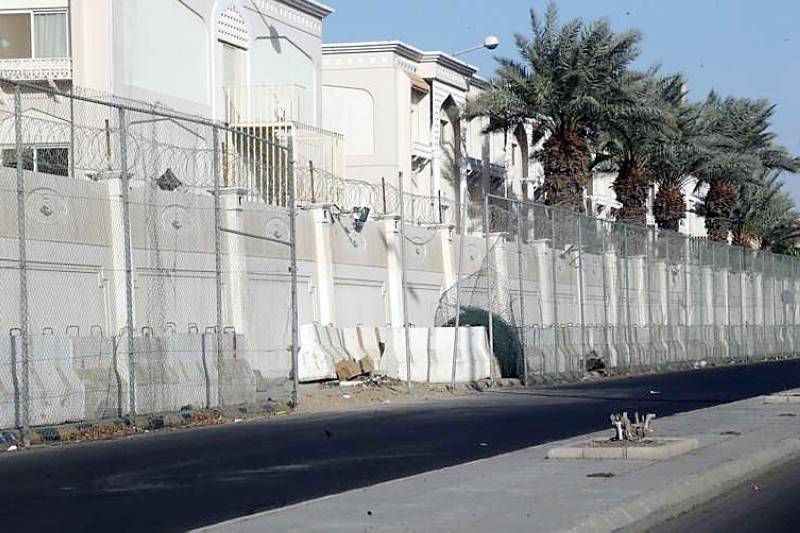 Concrete barriers around important buildings were laid a few years ago for security reasons. — Okaz photo 