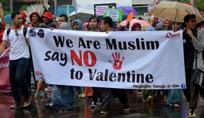 Indonesia says no to Valentine's Day