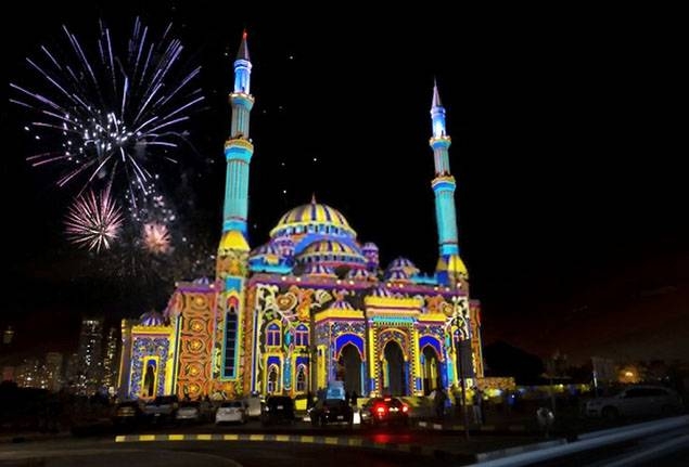 Sharjah Light Festival 2020 impresses  visitors - Saudi Gazette