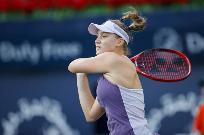  Elena Rybakina defeated Petra Martic in the semifinal of the Dubai Championships to set up a showdown with Simona Halep in the final.