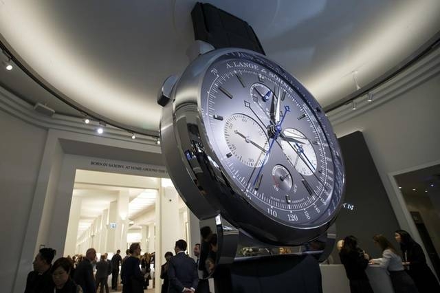 The organizer of Geneva's international expo of fine watches said Thursday it had decided to cancel the April event because of the spread of the deadly new coronavirus.