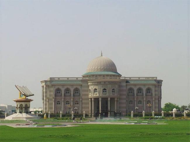 Sharjah Public Libraries building