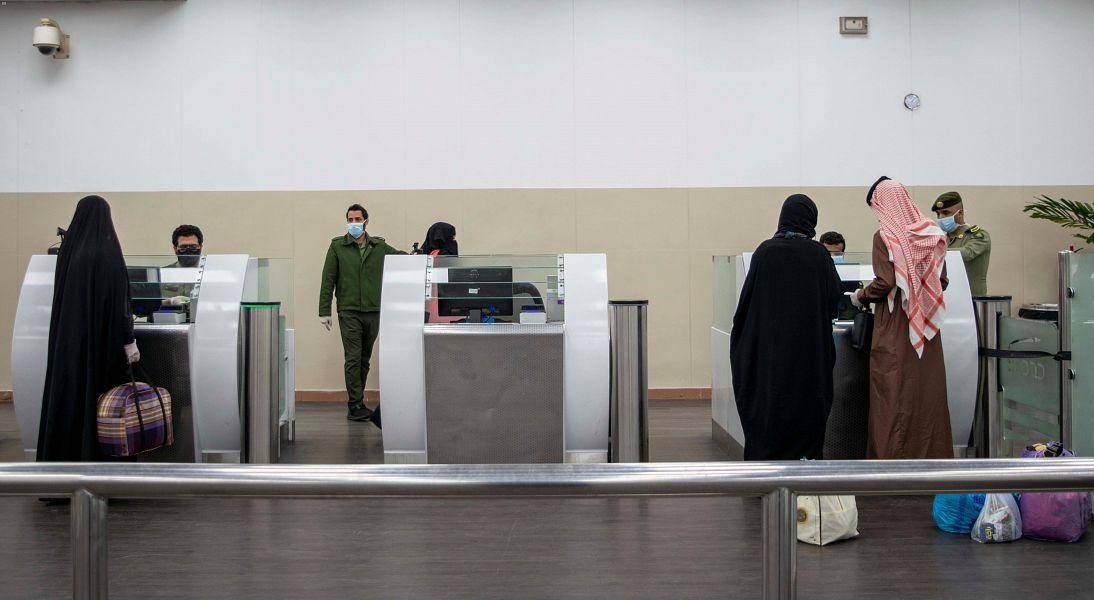 Iraqi pilgrims at Jeddah airport on Monday. -- SPA