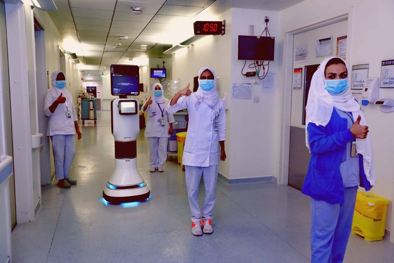 King Abdullah Medical Complex in Jeddah, representing the Jeddah Health Affairs Department, is using robotics technology in serving people infected with coronavirus.