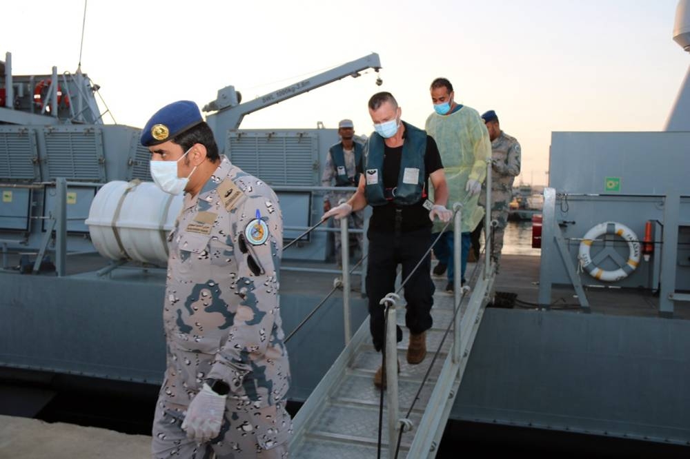 The Saudi Border Guard Ship Farasan evacuated a 35-year-old Ukrainian sailor suffering from kidney problems on board a ship in the Red Sea north west of Farasan Island in Jazan.