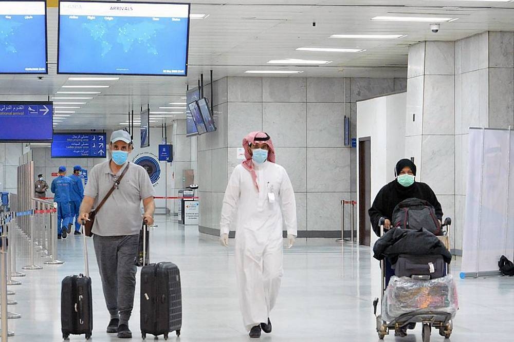 A dedicated Saudi Arabian Airlines flight carrying stranded Saudi citizens from Khartoum and Tunis arrived at King Abdulaziz International Airport.