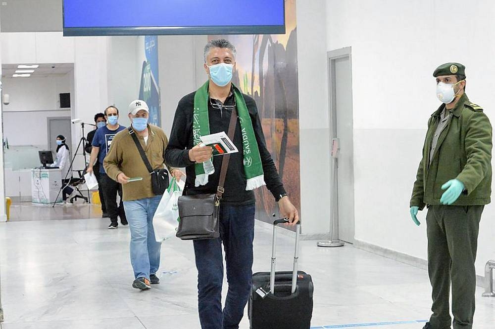 A dedicated Saudi Arabian Airlines flight carrying stranded Saudi citizens from Khartoum and Tunis arrived at King Abdulaziz International Airport.