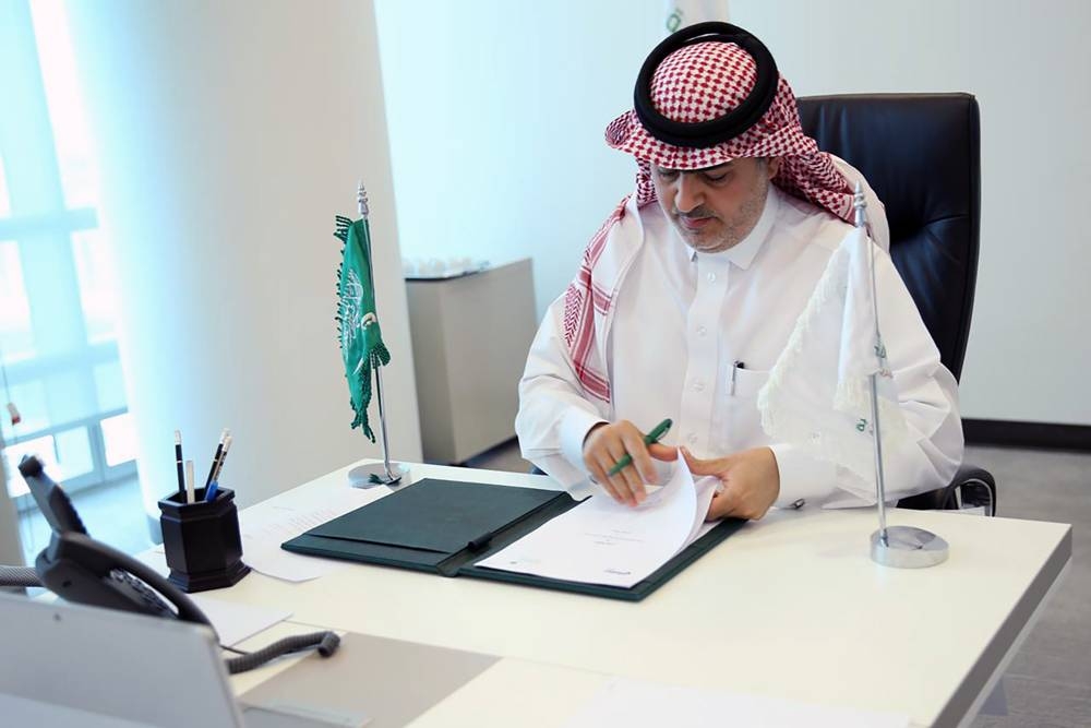 The Ministry of Human Resources and Social Development of Saudi Arabia signed a Cooperation Agreement with Bahri to raise awareness of the importance of CSR. It was was signed by Sulaiman Al-Zaben, undersecretary at the Ministry, and Eng. Abdullah Aldubaikhi, CEO of Bahri.