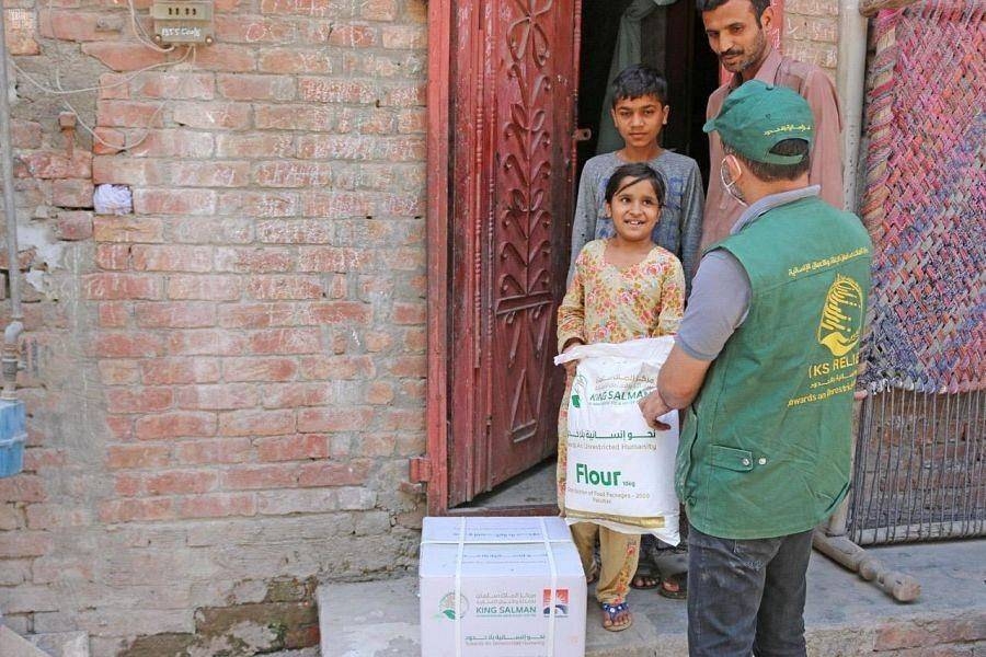 This food aid is within the framework of humanitarian and relief assistance being provided by the Kingdom of Saudi Arabia through KSrelief to Muslims in many countries, including Pakistan and Jordan during the holy month of Ramadan. — SPA photos