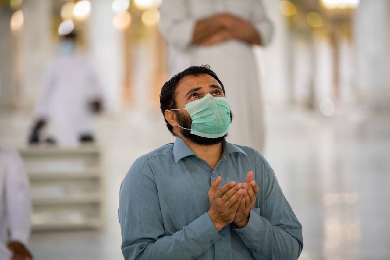 Citizens, expatriates as well as Muslims from all over the world received King Salman’s directive to allow the gradual reopening of the Prophet’s Mosque with great joy and enthusiasm. — Courtesy photos