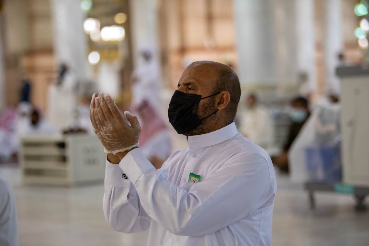 Citizens, expatriates as well as Muslims from all over the world received King Salman’s directive to allow the gradual reopening of the Prophet’s Mosque with great joy and enthusiasm. — Courtesy photos