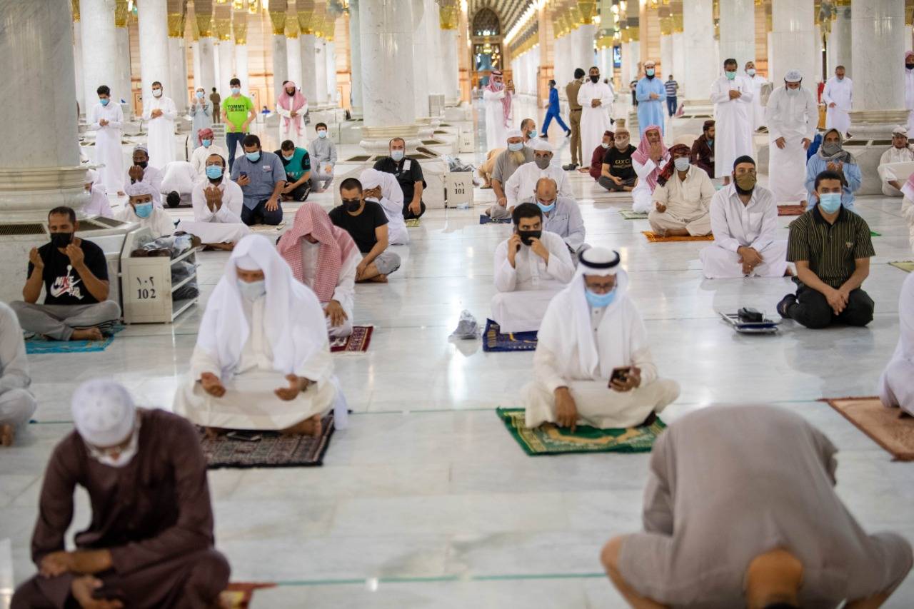 Citizens, expatriates as well as Muslims from all over the world received King Salman’s directive to allow the gradual reopening of the Prophet’s Mosque with great joy and enthusiasm. — Courtesy photos