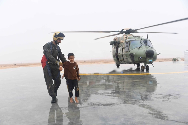 Several government agencies, including the Royal Air Force of Oman (RAFO), were roped in to help keep people safe from the torrential rains and ensure the roads are clear of falling debris in the Sultanate’s southern governorate. ONA photos
