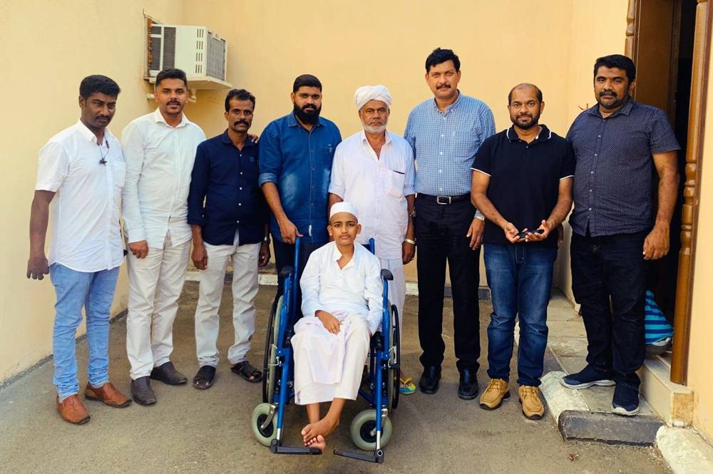 Sakeer Hussain in Makkah with mother and grandfather. — SG photo