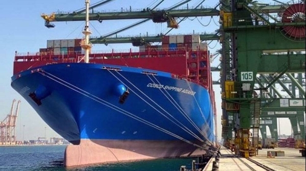 Cosco Shipping Aquarius set a record for TEUs in the Dammam port. — courtesy Saudi Global Ports
