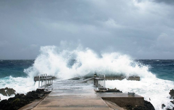 Hurricane Laura could be the worst to hit the Texas-Louisiana border in the last 160 years, but the oil market remains surprisingly calm faced with a potentially meaningful supply disruption in the US south coast.
