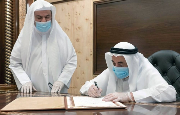 Dr. Sheikh Sultan Bin Muhammad Al Qasimi, supreme council member and ruler of Sharjah, visited on Saturday morning the Holy Qur’an Academy in Sharjah, the biggest Qur’an Academy in the world.
