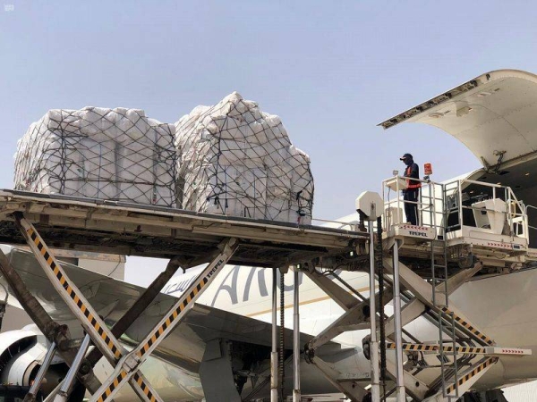 The plane carried 97 tons of food and shelter materials, which will be distributed in Khartoum, Al-Jazeera, and River Nile states of Sudan, benefiting 3,000 people. — SPA photos
