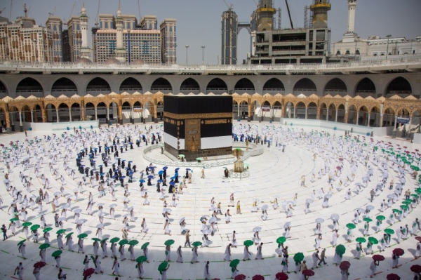 Saudi Arabia allows gradual resumption of Umrah from Oct. 4