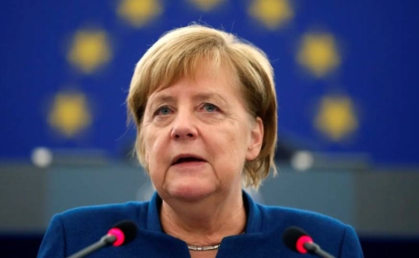 
German Chancellor Angela Merkel spoke with the president of Azerbaijan, Ilham Aliyev, and the prime minister of Armenia, Nikol Pashinyan, by phone, urging both to commit to an immediate ceasefire.