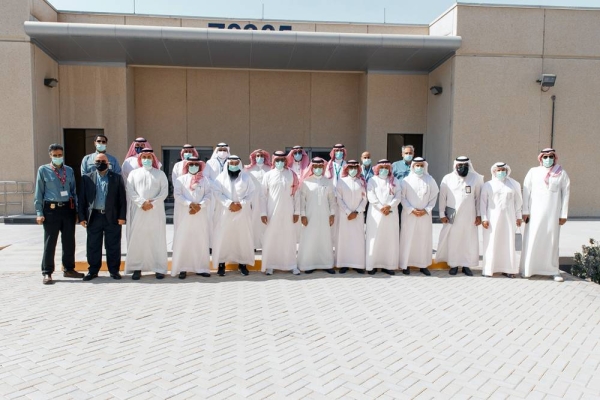 Minister of Industry and Mineral Resources Bandar Al-Khorayef and his accompanying delegation along with the CEO of Sadara Dr. Faisal Al-Faqeer and members of the company's senior management during his visit to the Jubail facility.