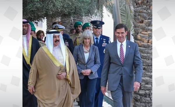 King Hamad welcomed the US defense secretary and his accompanying delegation and reviewed with them the long-standing bilateral relations, and ways to further develop them. — BNA photos
