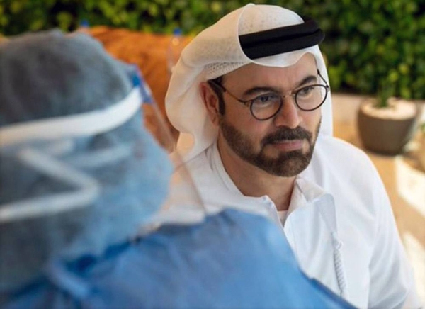 Minister of Cabinet Affairs Mohammad Bin Abdullah Al Gergawi has received the COVID-19 vaccine.
