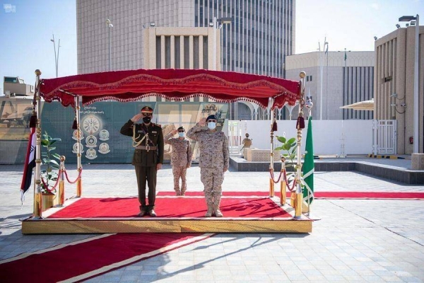 Saudi Arabia’s Chief of the General Staff Lt. Gen. Fayyad bin Hamid Al-Ruwaili met here on Wednesday with Chief of Staff of Iraqi Army Lt. Gen. Abdul Amir Yarallah. — SPA photos