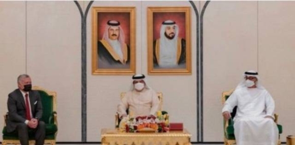  Bahrain’s King Hamad bin Isa Al Khalifa, Jordan’s King Abdullah II and Abu Dhabi Crown Prince Sheikh Mohamed bin Zayed Al Nahyan held extensive talks on Wednesday as part of a tripartite summit held in Abu Dhabi. — WAM photo
