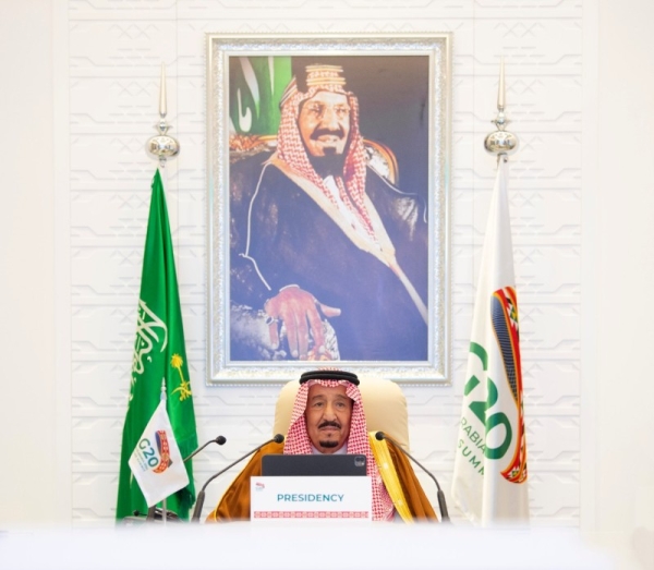  Custodian of the Two Holy Mosques King Salman called on fellow leaders to rise to the challenge together and give a strong message of hope and reassurance to our people through adopting policies to mitigate the crisis triggered by the coronavirus pandemic.
