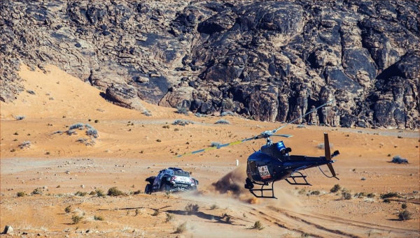 Stephane Peterhansel & Edouard Boulanger racing at the Hail Baja 1, Saudi Arabia on Dec. 9, 2020. — courtesy Marian Chytka/Red Bull Content Pool.
