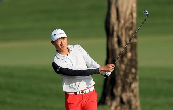 Henrik Stenson of Sweden plays a shot from the eighth tee during the pro-am as a preview for the Omega Dubai Desert Classic on the Majlis Course at The Emirates Golf Club on Jan. 22, 2020 in Dubai, United Arab Emirates. (Photo by David Cannon)