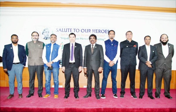 Acting Indian Consul General Y. Sabir poses for a photo with winners of Brig, Usman Memorial Storytelling Contest and organizers of the event at Indian Consulate in Jeddah.