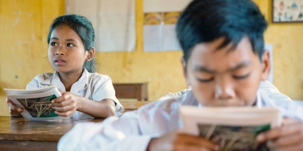 At Kres primary school, in Cambodia, the multilingual education curriculum allows children to study in their indigenous language of Kreung, while they learn the national language of Khmer (November 2018). — courtesy UNICEF/Antoine Raab