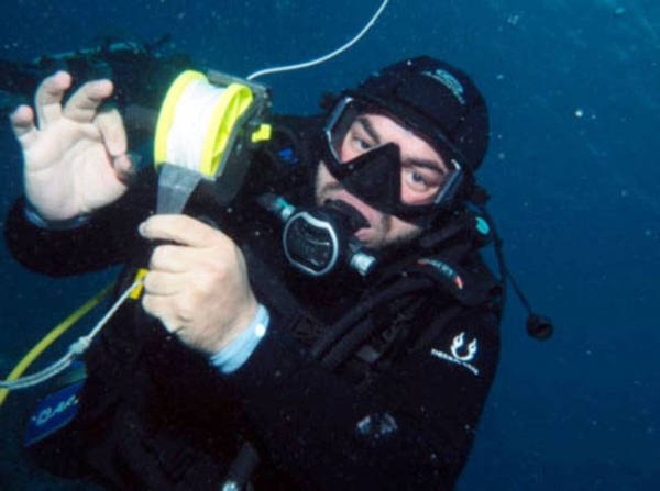 KAUST Ph.D. student Saeed Amin (pictured) is the first Saudi to complete and pass the University’s American Academy of Underwater Sciences-accredited Scientific Research Diver Certification course. Photo by David John Pallett.