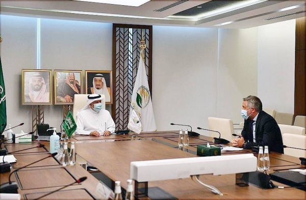 The Advisor at the Royal Court and Supervisor General of King Salman Humanitarian Aid and Relief Center (KSrelief) Dr. Abdullah Bin Abdulaziz Al Rabeeah met here Sunday with the Head of European Union Delegation to the Kingdom of Saudi Arabia, the Kingdom of Bahrain and the Sultanate of Oman Ambassador Patrick Simonnet.