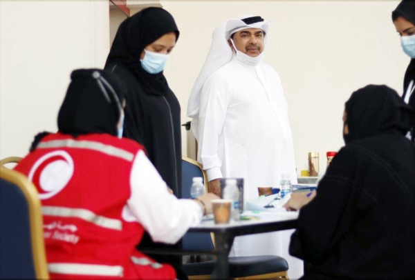 The Bahrain Red Crescent Society (BRCS) began distributing holy Ramadan’s aid to more than 4,000 families over 73 cities and villages in the various regions of Bahrain.