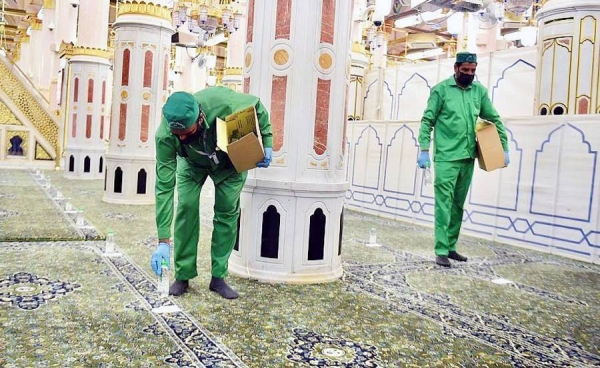 7 million Zamzam water bottles distributed at Prophet's Mosque during pandemic.