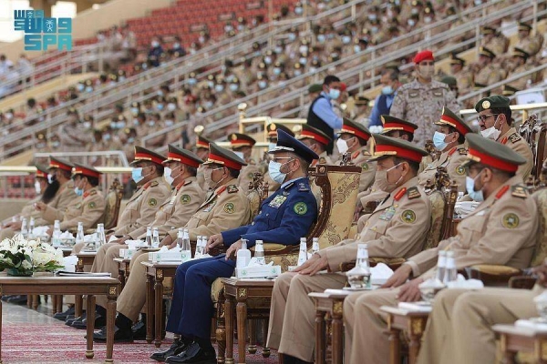 On behalf of Crown Prince Muhammad Bin Salman, Chief of General Staff Fayyad Bin Hamid Al-Ruwaili patronized the graduation ceremony of the 79th batch of King Abdulaziz Military College. — SPA photos