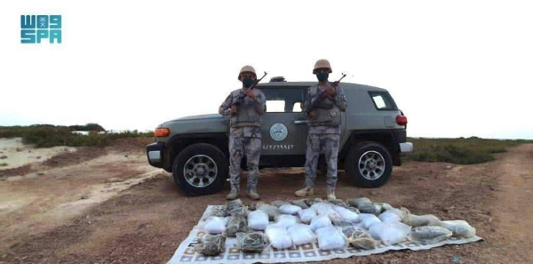 Border Guards patrols teams in Jeddah and Rabigh in the Makkah region on Friday foiled an attempt to smuggle 245.7 kilograms of heroin. — SPA photos