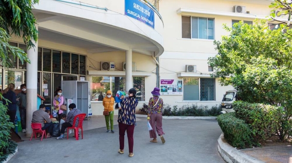 People visiting a hospital in the Cambodian capital, Phnom Penh. — courtesy UNICEF/Antoine Raab