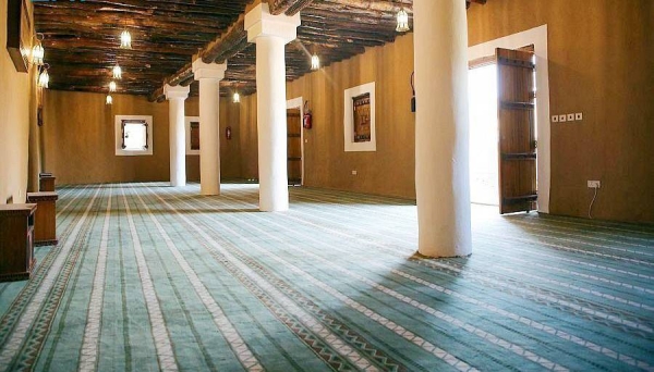 The historic Al-Rahebeen Mosque, which dates back nearly 150 years ago, has been reopened in Dumat Al-Jandal. 